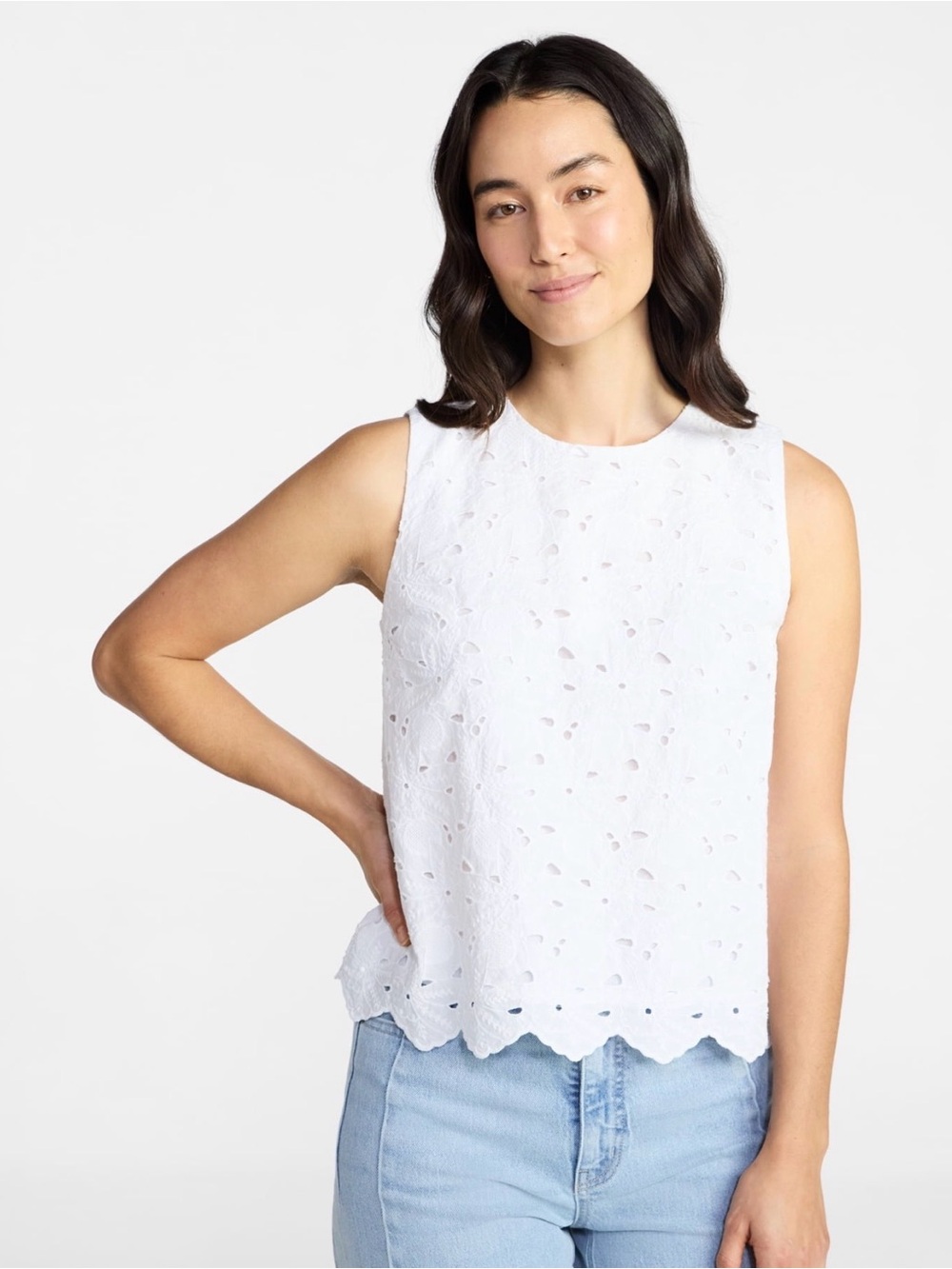 Time and Tru White Eyelet Scalloped Tank Top